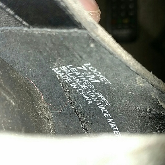 Me Too Locket Gray Suede heels - Picture 7 of 7